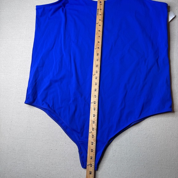 Torrid Sculpting Double Scoop Electric Blue Bodysuit Snap Closure Plus Size 1X - Picture 6 of 7